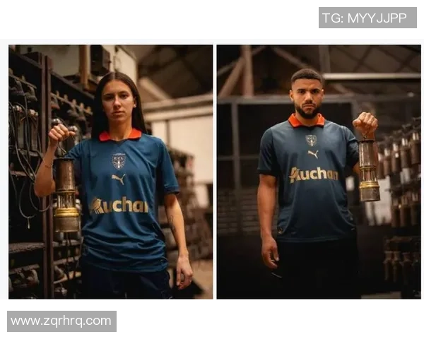 足球秋衣球星十大排行：谁是赛场上的秋冬必备时尚代表